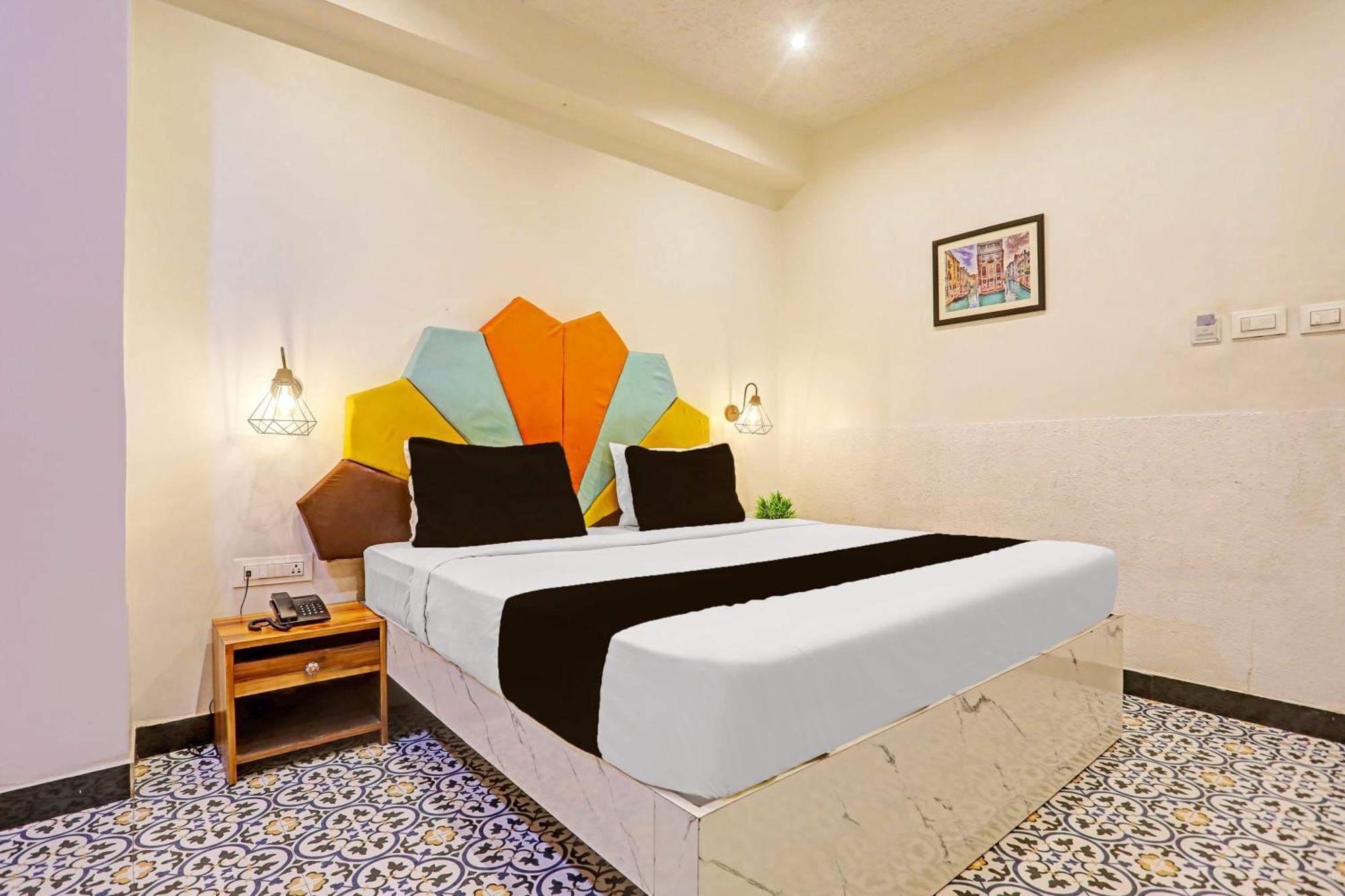 Super Townhouse Cantonment Varanasi Formerly Sarin Inn Exterior foto